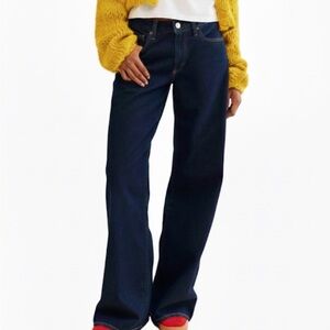 AGOLDE “Clara” Wide Leg Flare Jeans With Raw Hem Dark Blue Size 30 EUC!